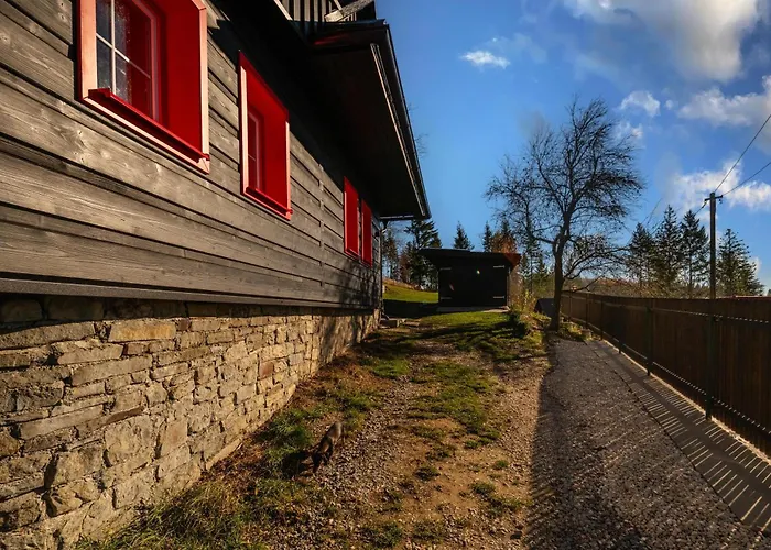 Деревянный коттедж Na Vrchoch